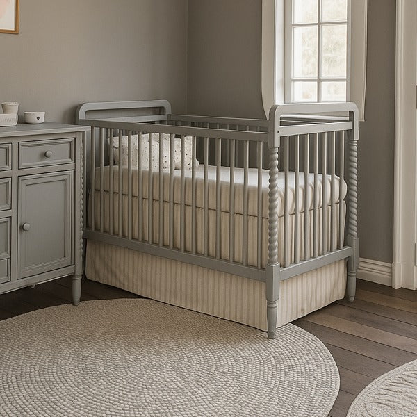 Berço Dot em Madeira Maciça com Mastros Torneados - 521