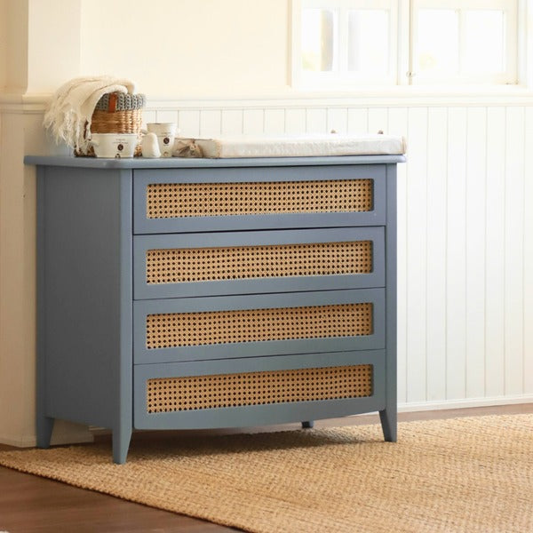 Cômoda Luna Plus 4 Gavetas com Palha Sextavada Natural