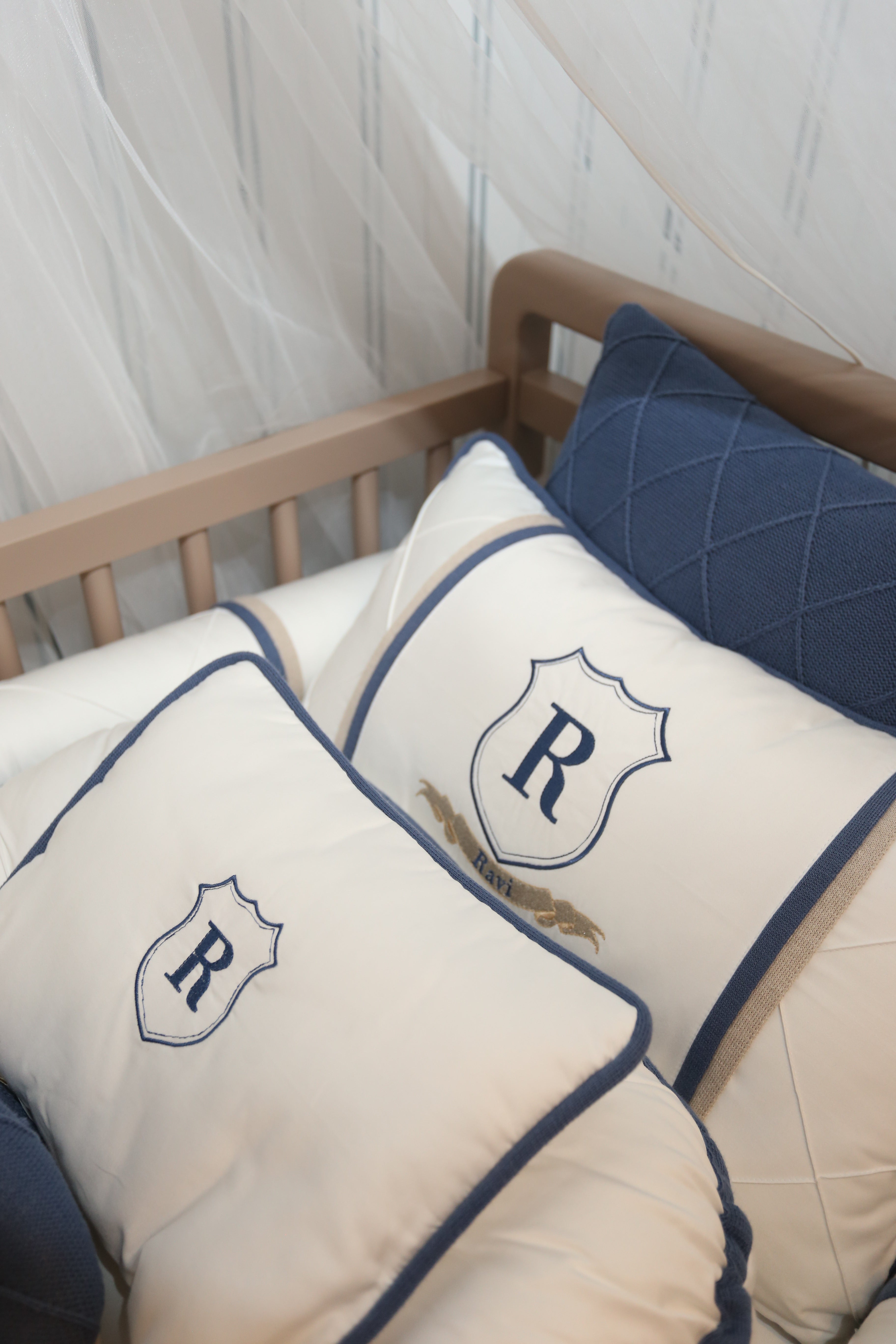 Kit Berço Personalizado Ravi - Vanessa