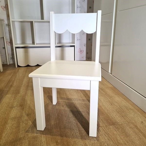 Cadeira Infantil Olivia em Madeira e MDF – Cor Branca