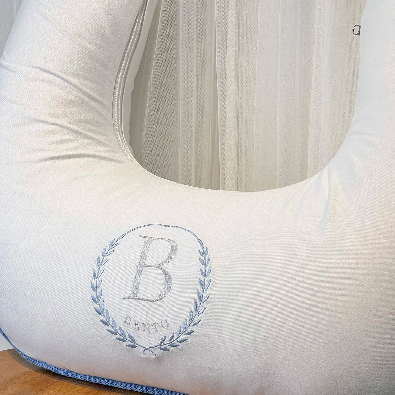 Almofada de Amamentação Personalizado com Bordado Nome