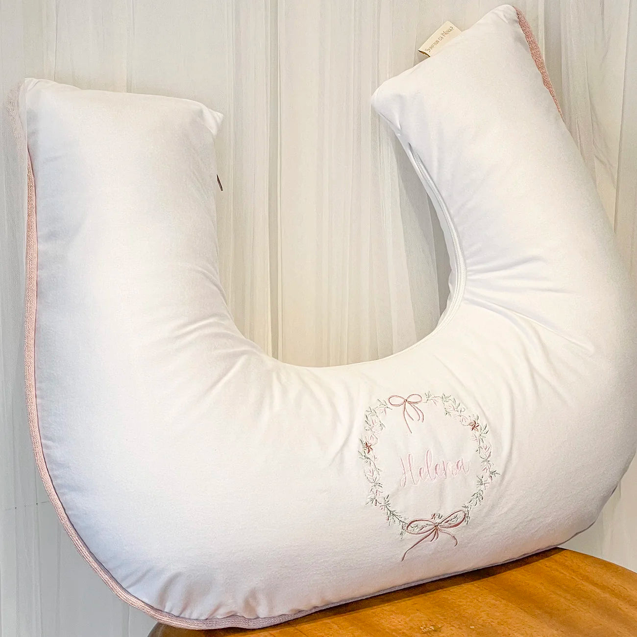 Almofada de Amamentação Personalizado com Bordado Nome