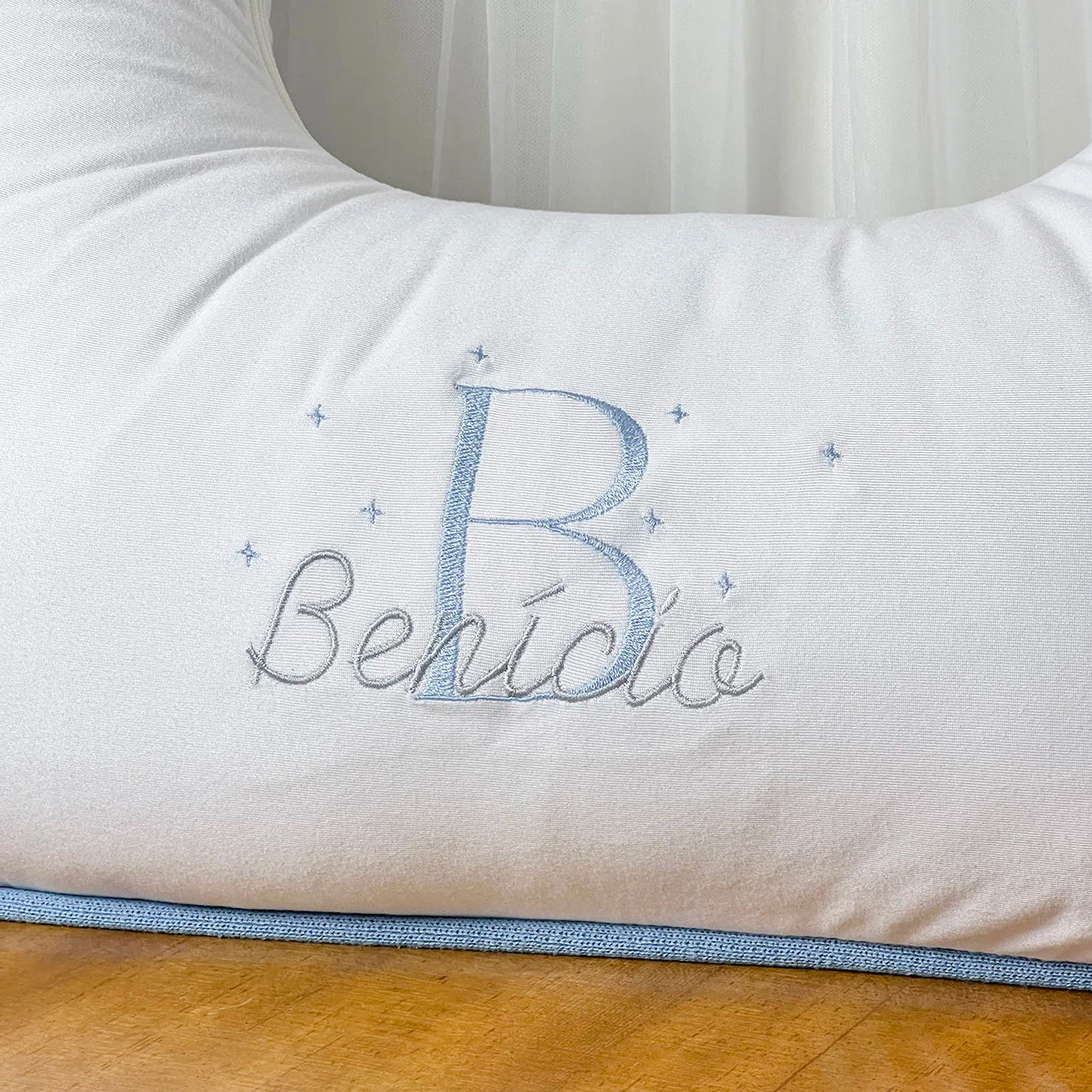 Almofada de Amamentação Personalizado com Bordado Nome