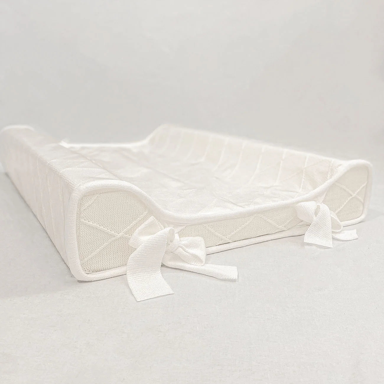 Trocador Americano em Tricot Losango Branco