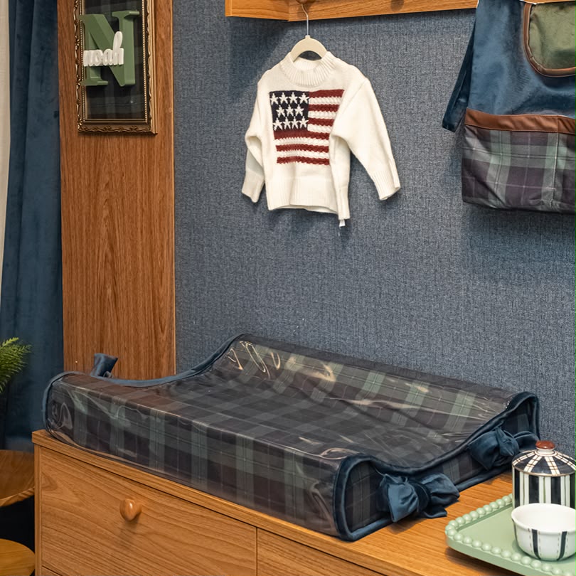 Trocador Americano para Bebê Ralph Xadrez Azul Marinho – Sonhos de Ninar