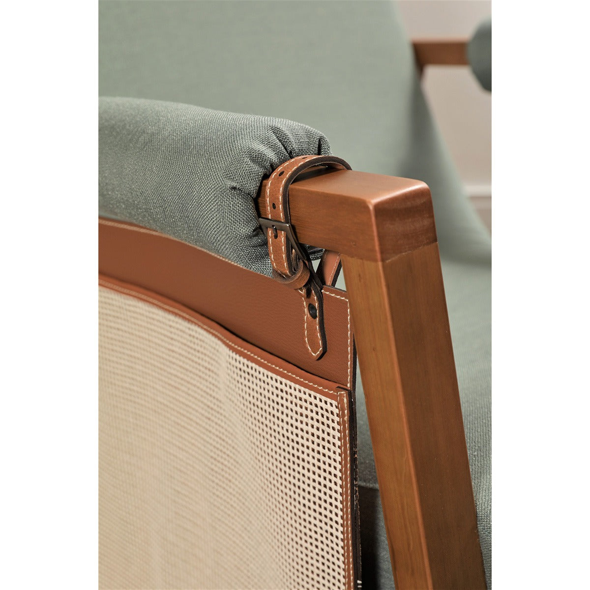 Poltrona Nature Base Madeira com Bolso - 521