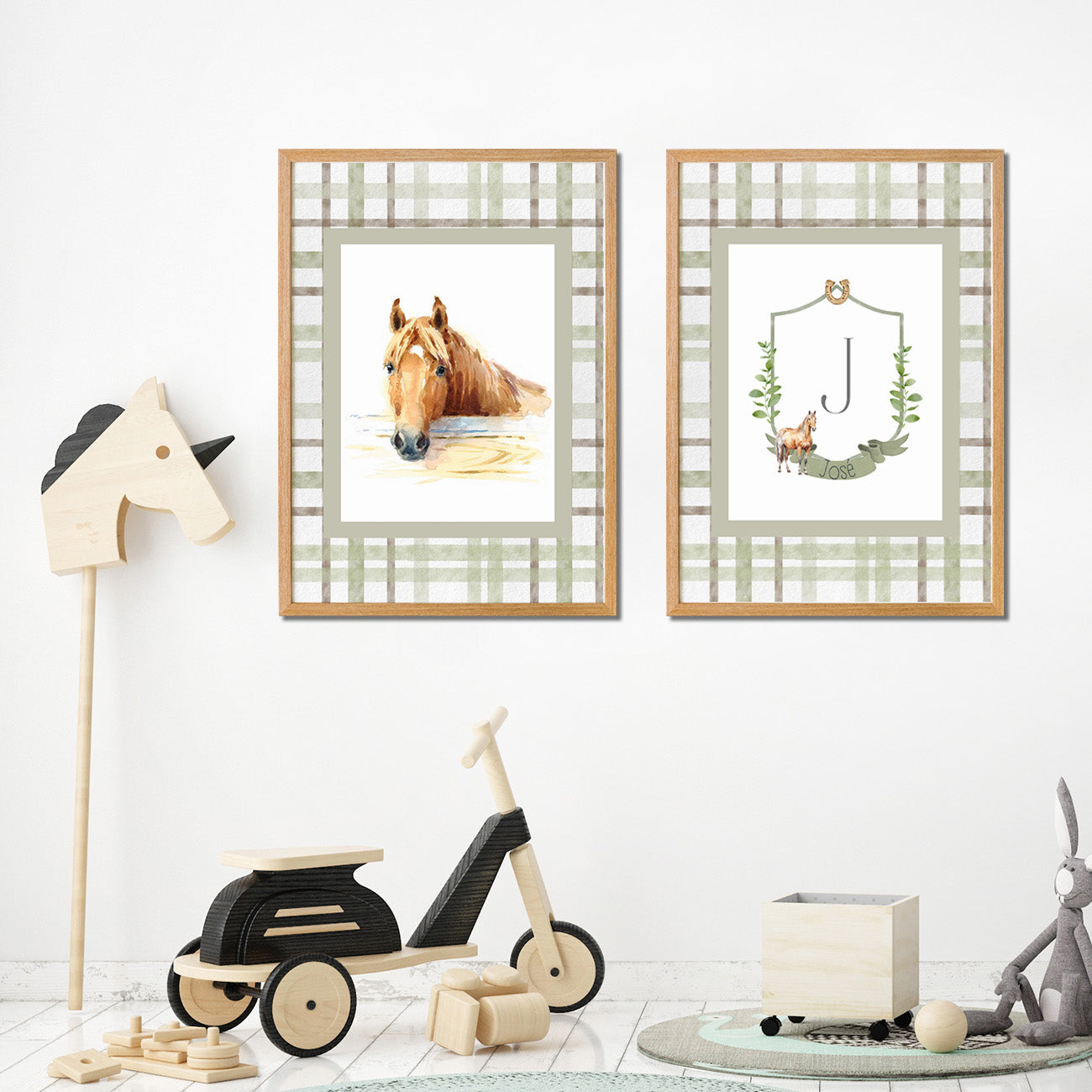 Quadros Decorativos Xadrez Verde Coleção Cavalos com inicial e nome personalizado
