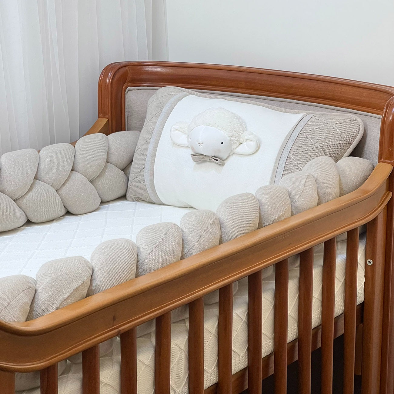 Kit Protetor de Berço Ovelha Trança Bege