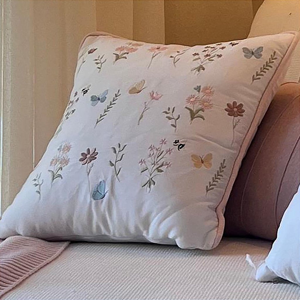 Almofa 40x40 Tecido percal 400 fios com bordado personalizado