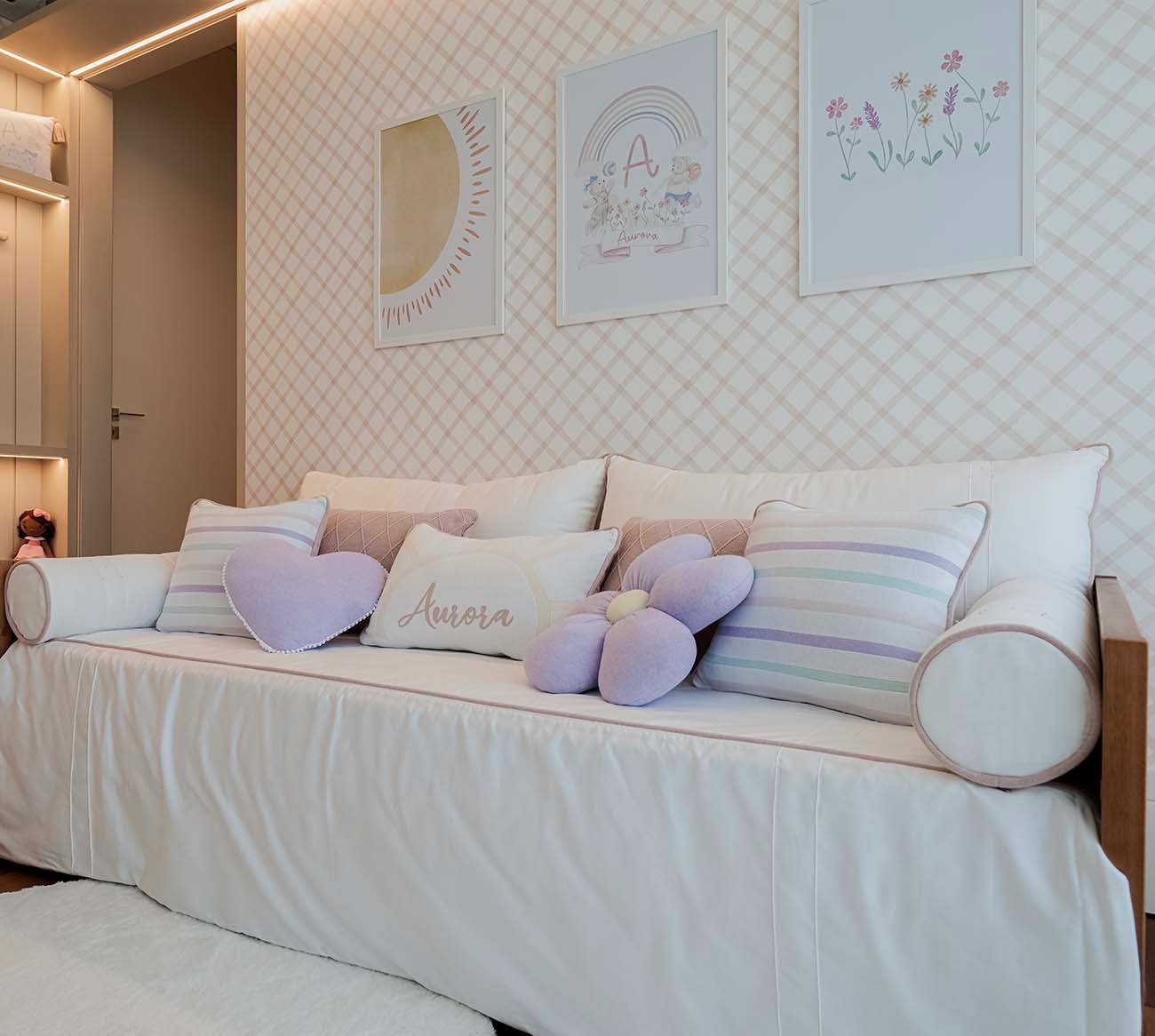 Kit de Cama Aurora - 8 Peças Personalizado com Nome