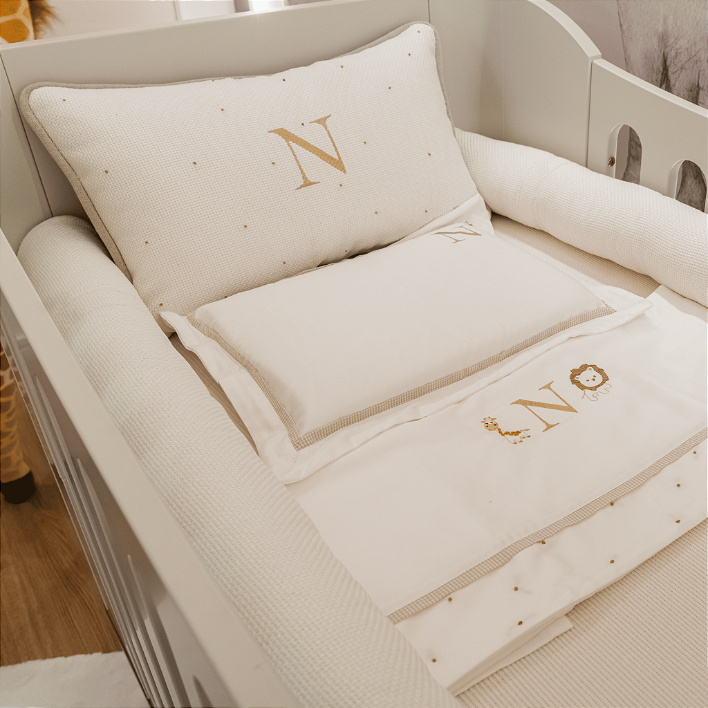 Kit Berço com inicial Personalizado Quarto 11 SDN