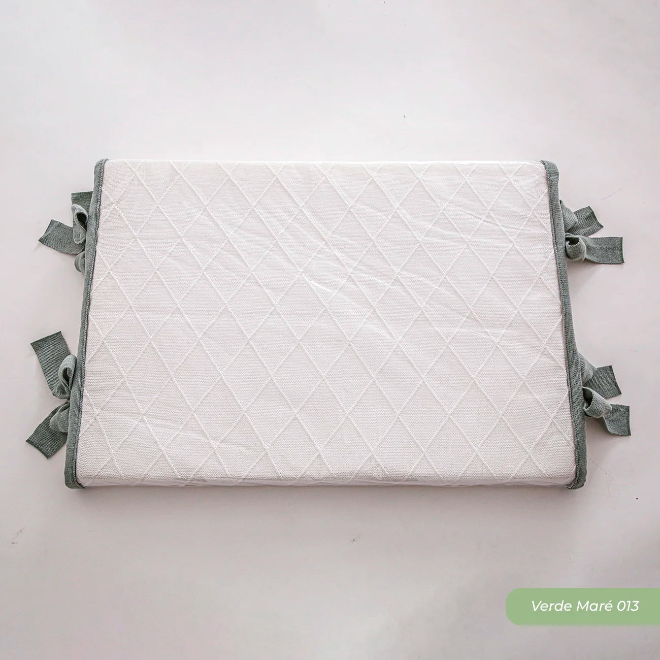 Trocador Reto em Tricot Losango Branco