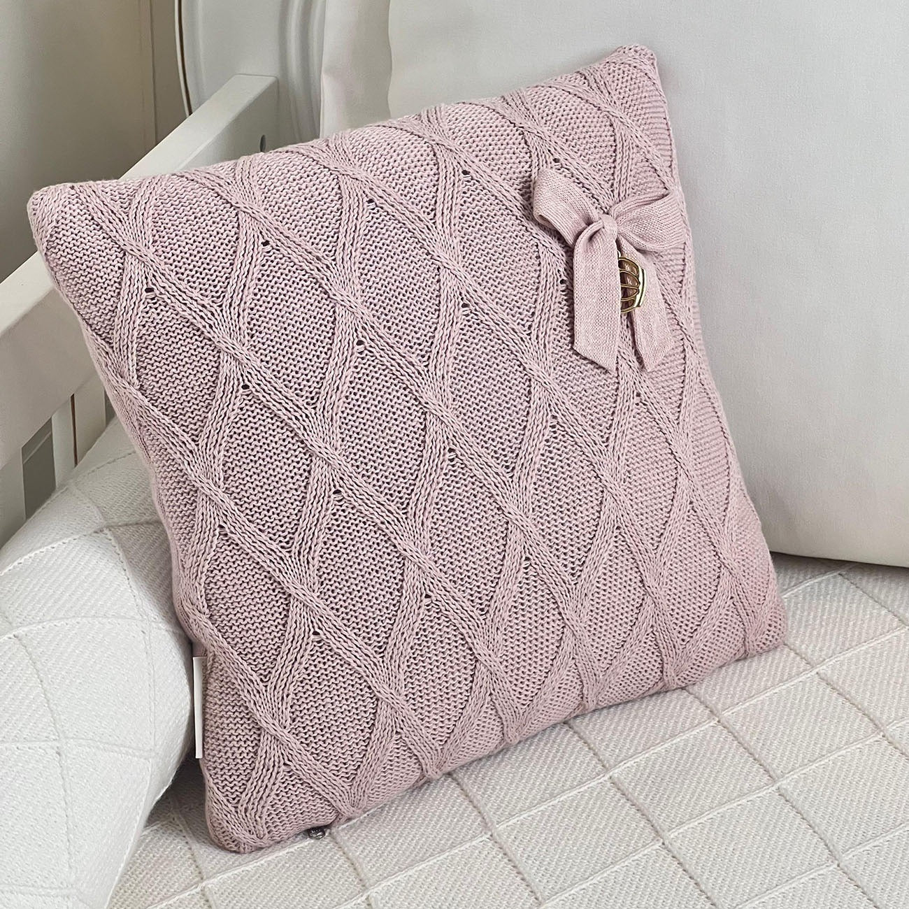 Almofada Quadrada Tricô Metalassê