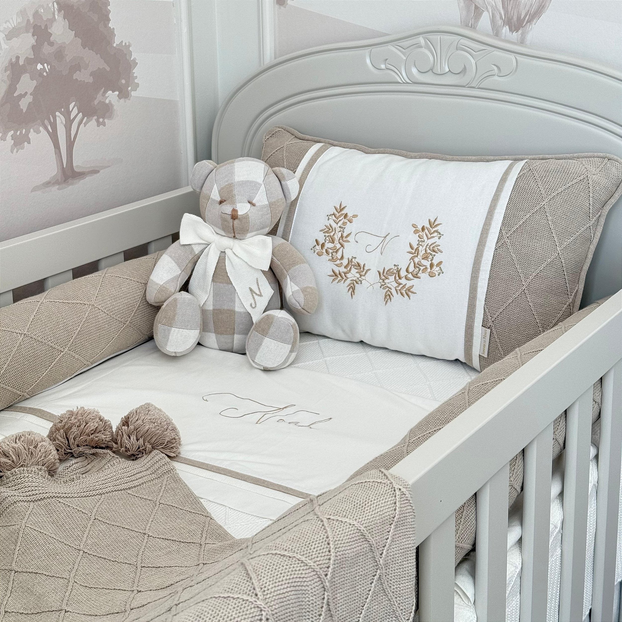 Kit Berço Personalizado 5 Peças com inicial Personalizada Noah