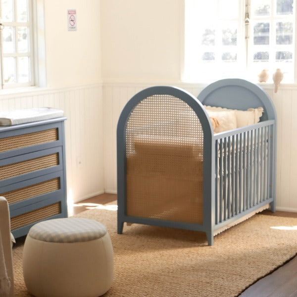 Berço Luna Plus em Madeira Maciça com Palha Sextavada Natural