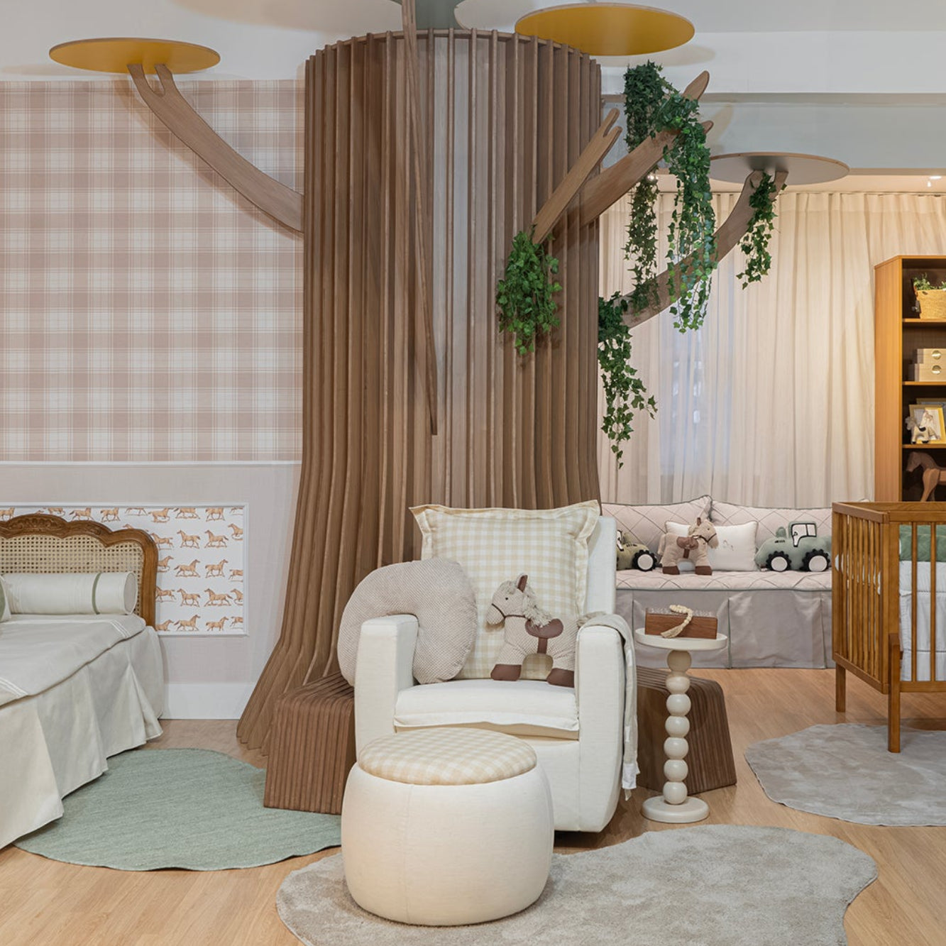 Poltrona de Amamentação Saltim com Balanço Planador e Giro 360°– Conforto para Quarto de Bebê