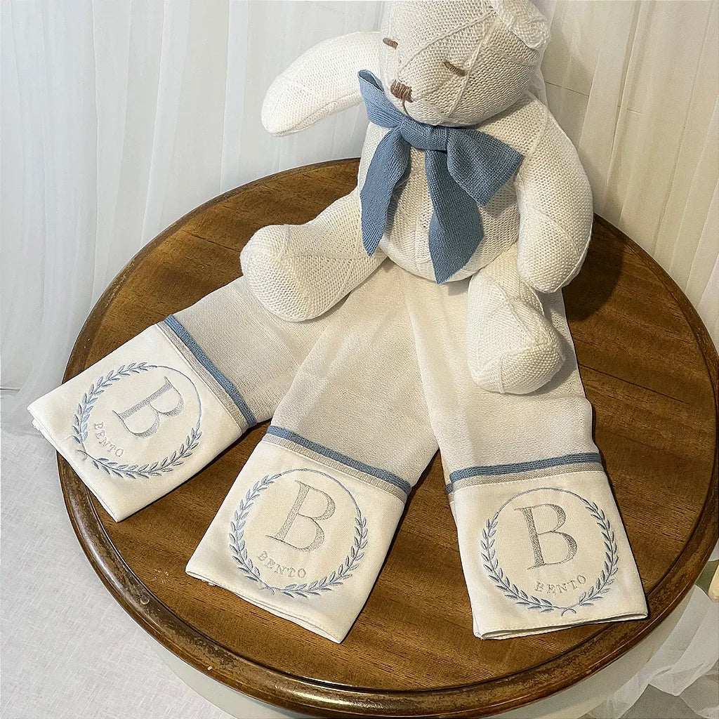 Kit Babitas Toque de Seda Personalizado com Bordado Nome