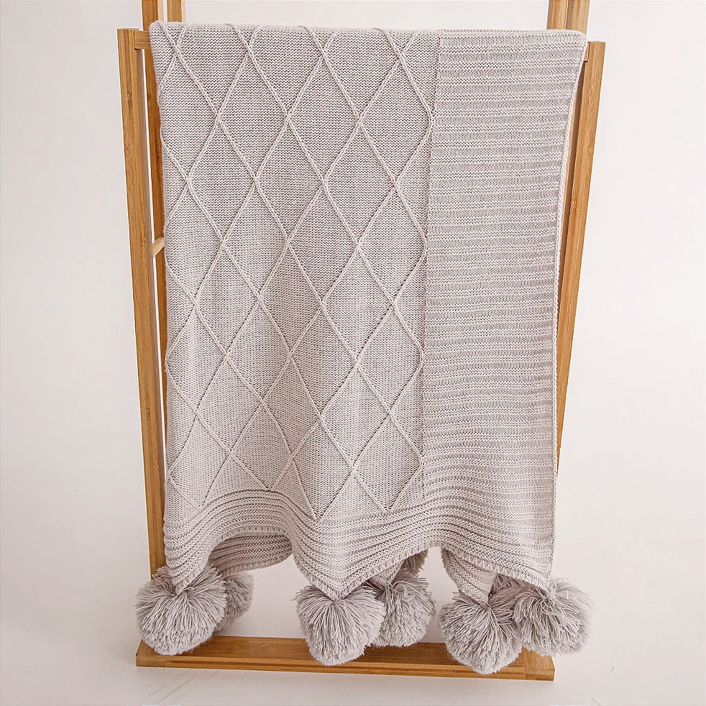 Manta Pom Pom em Tricô