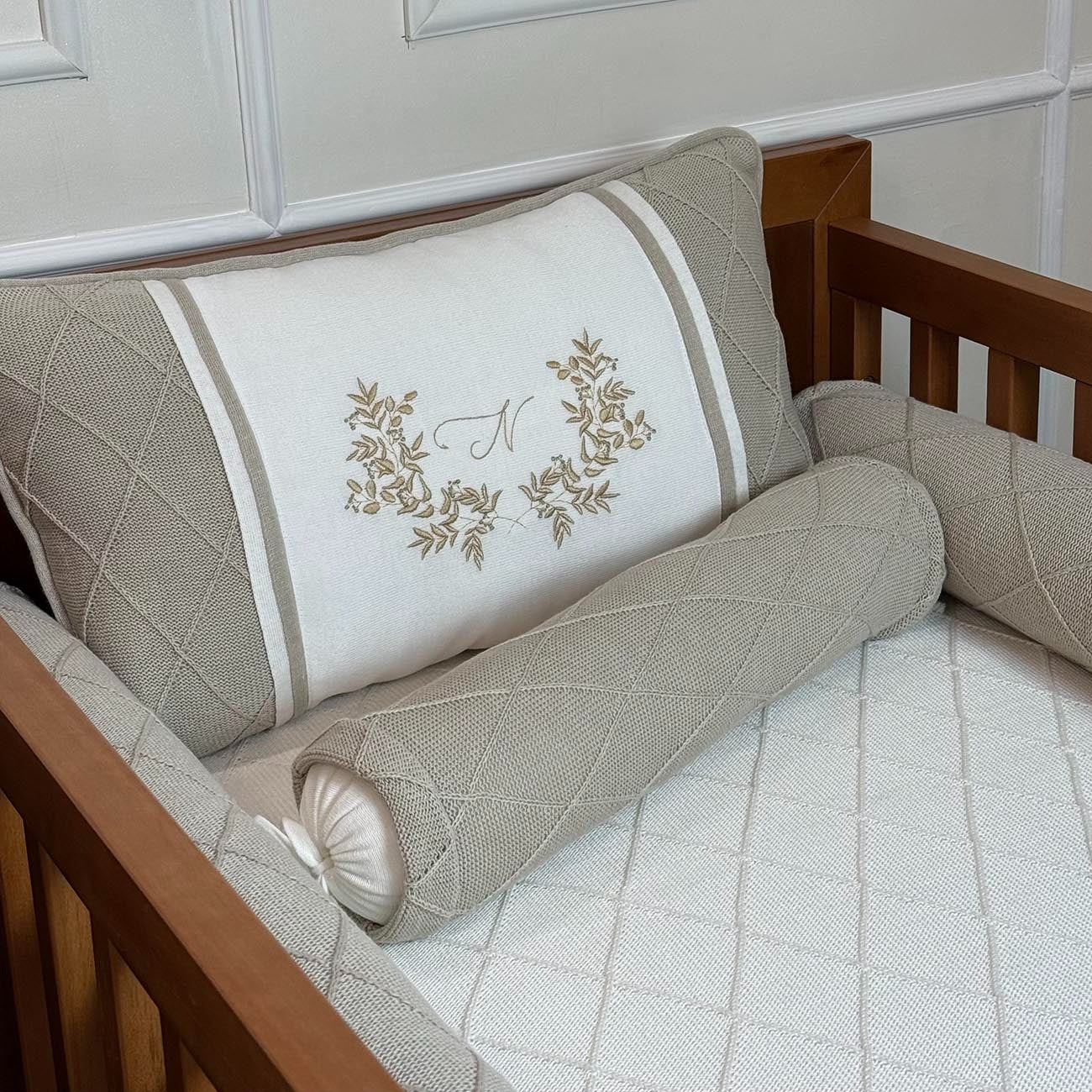 Kit Berço Personalizado 5 Peças com inicial Personalizada Noah