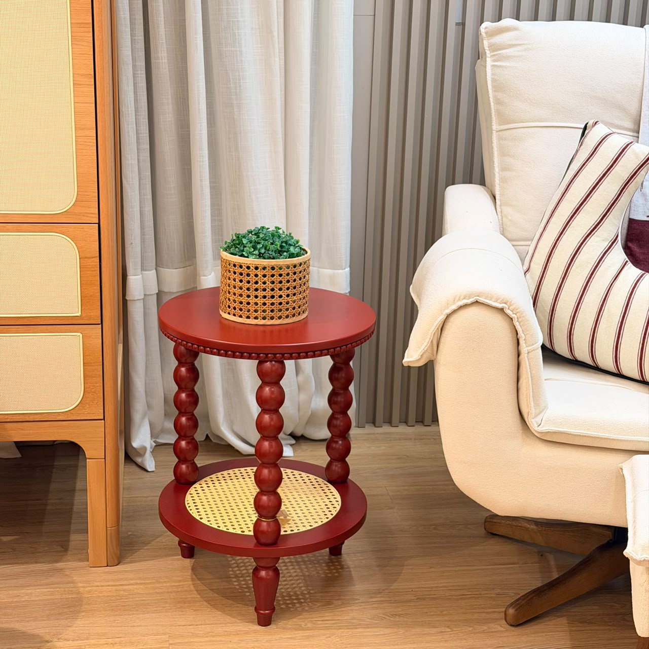 Mesa de Apoio Encanto Sonhos de Ninar – Madeira Maciça com Palha