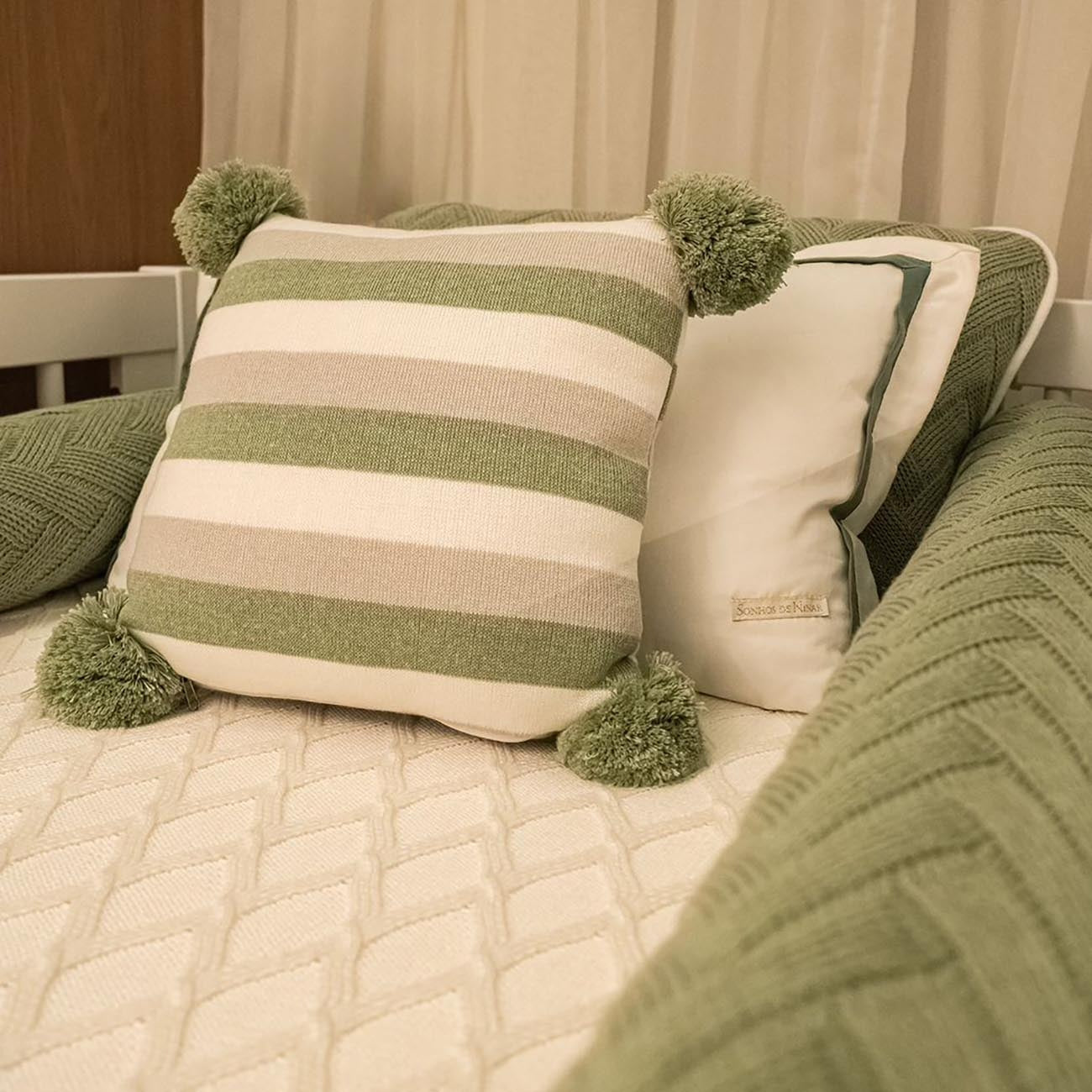 Kit Berço Pietro Tricô Personalizado com Nome Bordado - 7 Peças